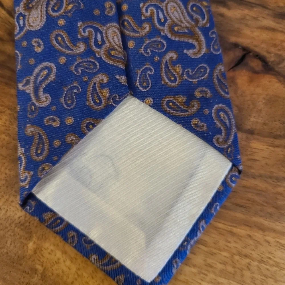 Pierre Balmain Blue Paisley 100% Silk Tie